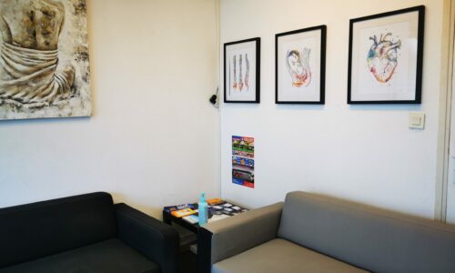 salle d'attente ostéopathe et étiopathe à Montpellier